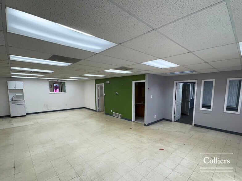 More Photos Of 3215-3223 Woodson Rd, Saint Louis Industrial For Lease
