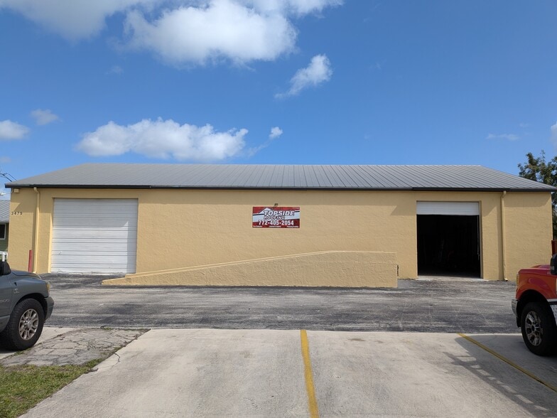 Primary Photo Of 3479 SW Palm City School Ave, Palm City Warehouse For Lease