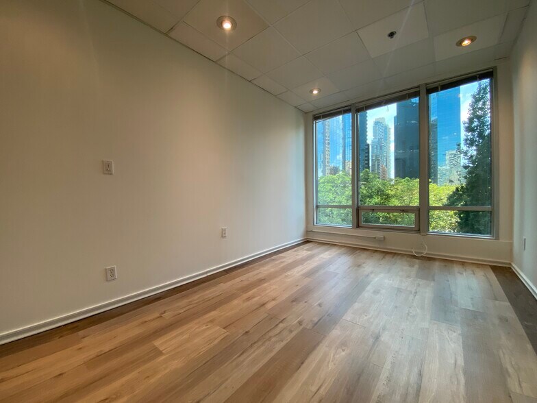 More Photos Of 989 Nelson St, Vancouver Apartments For Sale