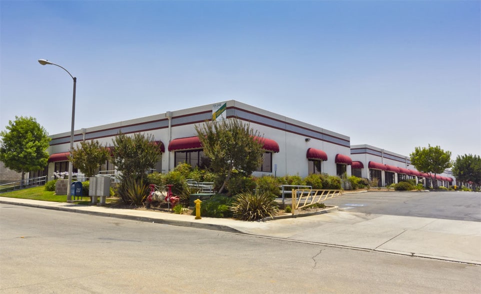More Photos Of 21935 Van Buren St, Grand Terrace Warehouse For Lease
