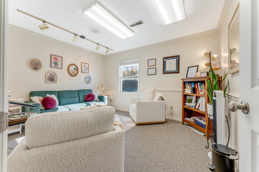 More Photos Of 193 Greenbag Rd, Morgantown Freestanding For Sale