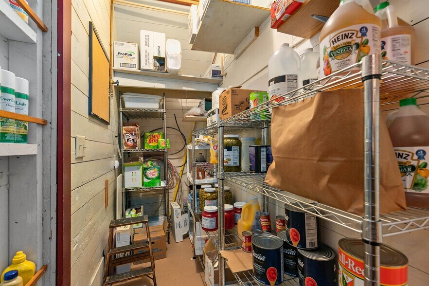 More Photos Of 1027 S Main St, Oshkosh Restaurant For Sale