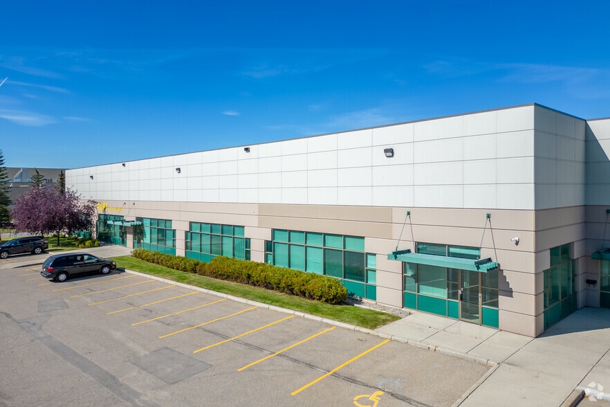 More Photos Of 2730 39th Ave NE, Calgary Warehouse For Lease