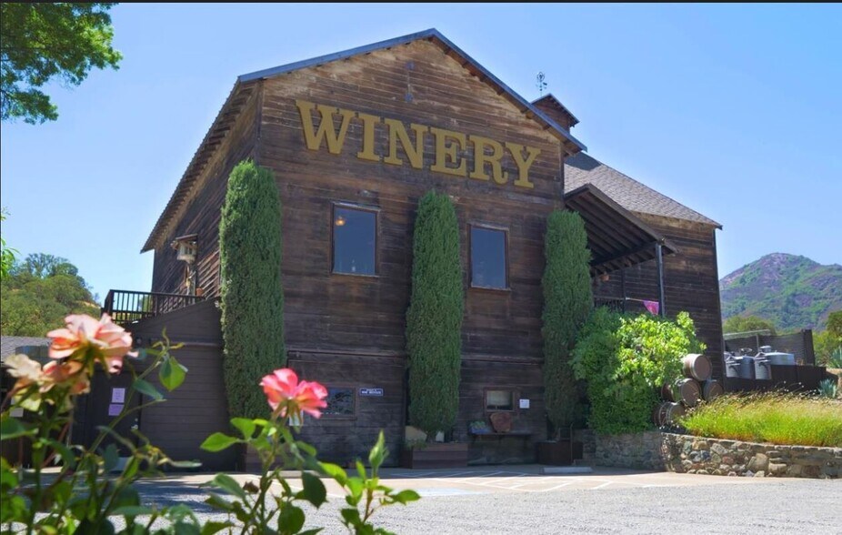 More Photos Of 14600 S Highway 101, Hopland Winery Vineyard For Sale