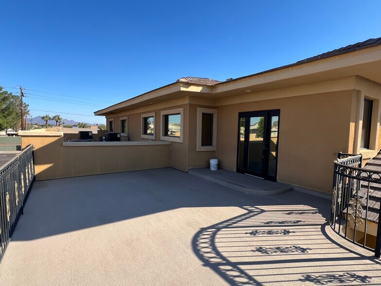 More Photos Of 16448 N 40th St, Phoenix Loft Creative Space For Sale