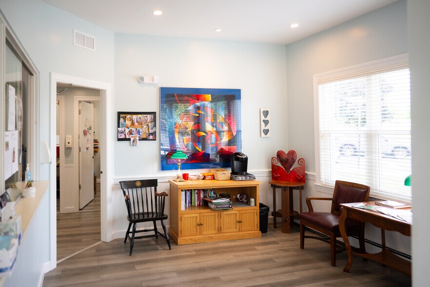 More Photos Of 2 Reedsdale Road, Milton Medical For Sale