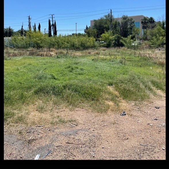 Primary Photo Of 7025 San Dario Ave, Laredo Land For Sale