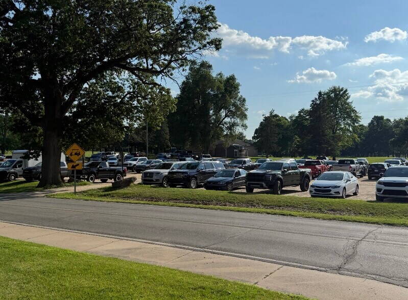 More Photos Of 5535 Wesch Rd, Brooklyn Golf Course Driving Range For Sale