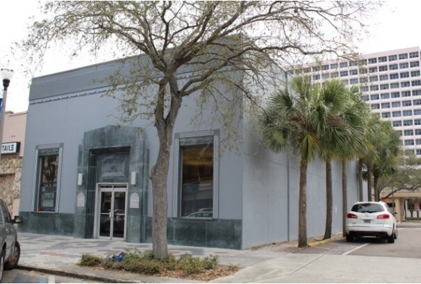 More Photos Of 556 Central Ave, Saint Petersburg General Retail For Lease