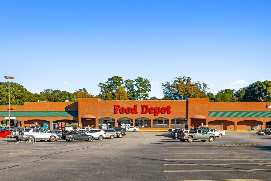 More Photos Of 900 Hogansville Rd, Lagrange Unknown For Lease