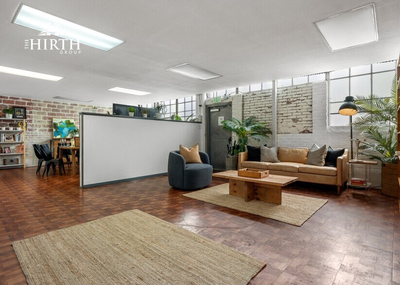 More Photos Of 2321 Filbert St, Oakland Warehouse For Sale