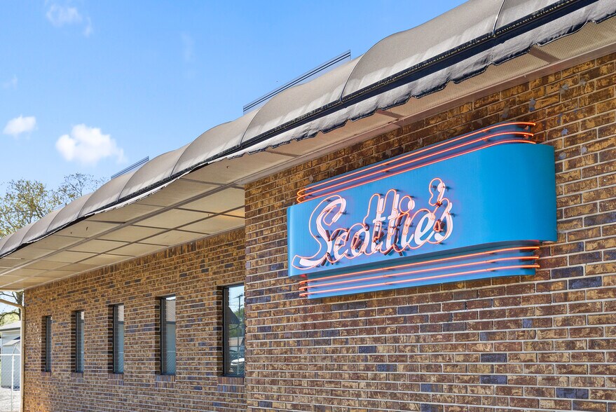 More Photos Of 8855 Dayton Pike, Soddy Daisy Restaurant For Lease