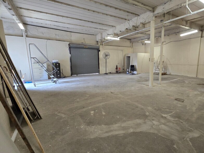 More Photos Of 42 Independence St, Rochester Food Processing For Lease