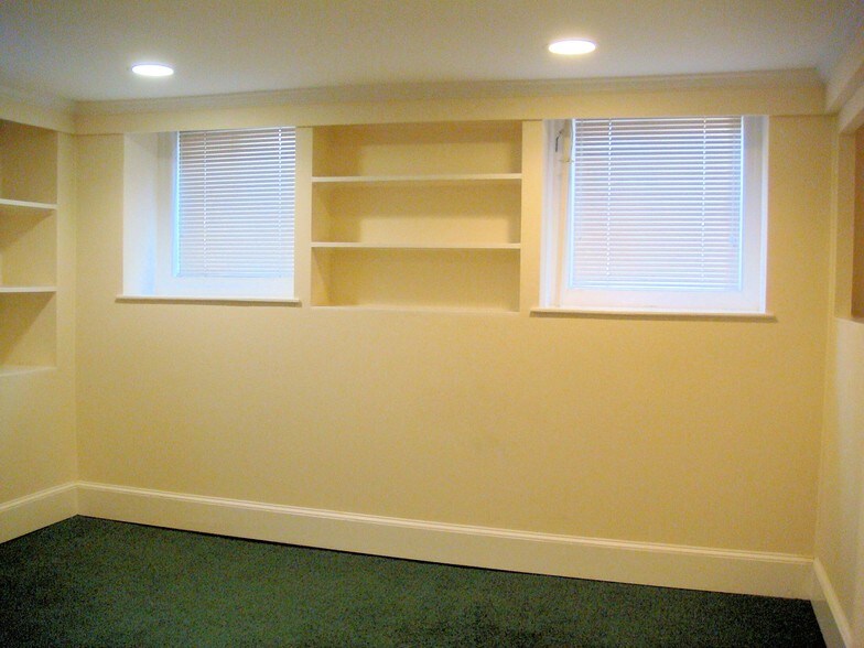 More Photos Of 422 St Marys St, Raleigh Coworking Space