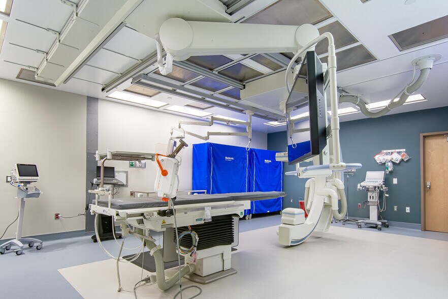 More Photos Of 1386 Lead Hill Blvd, Roseville Medical For Lease