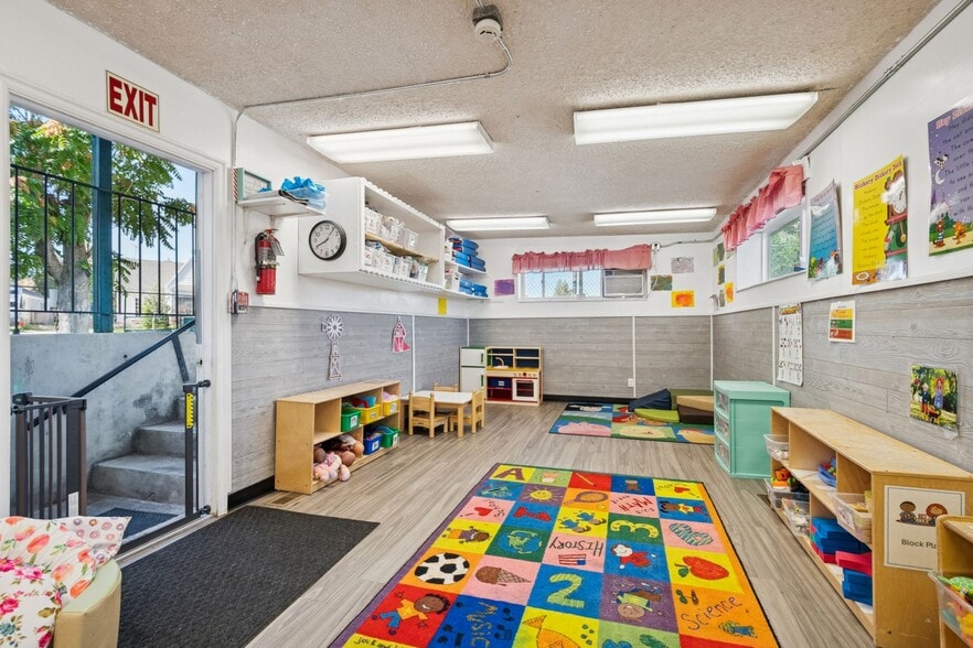 More Photos Of 302 Chimes View Dr, South Ogden Daycare Center For Sale