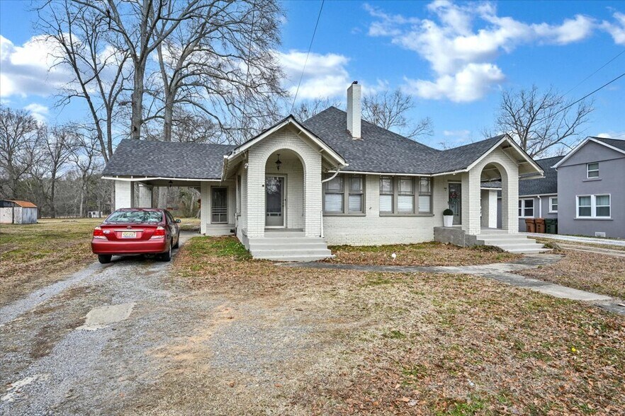 More Photos Of 803 Main St W, Hartselle Multifamily For Sale