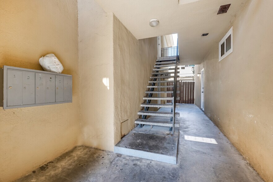More Photos Of 8435 Willis Ave, Panorama City Apartments For Sale