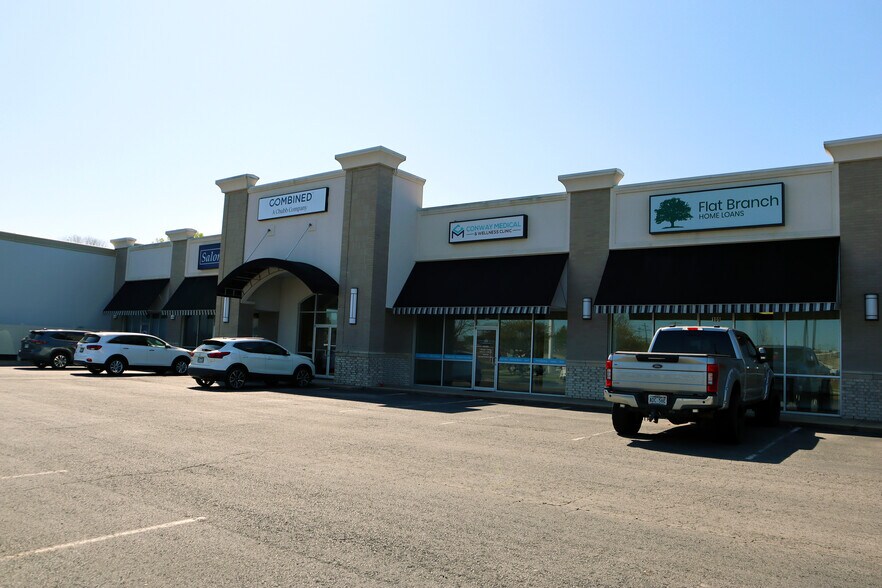 More Photos Of 805 Monroe St, Conway Storefront Retail Office For Lease
