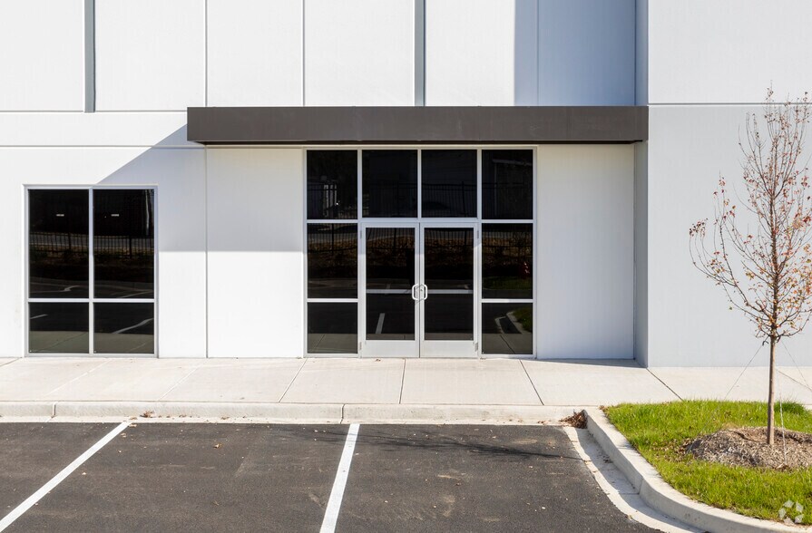 More Photos Of 4501 Curtis Ave, Baltimore Unknown For Lease