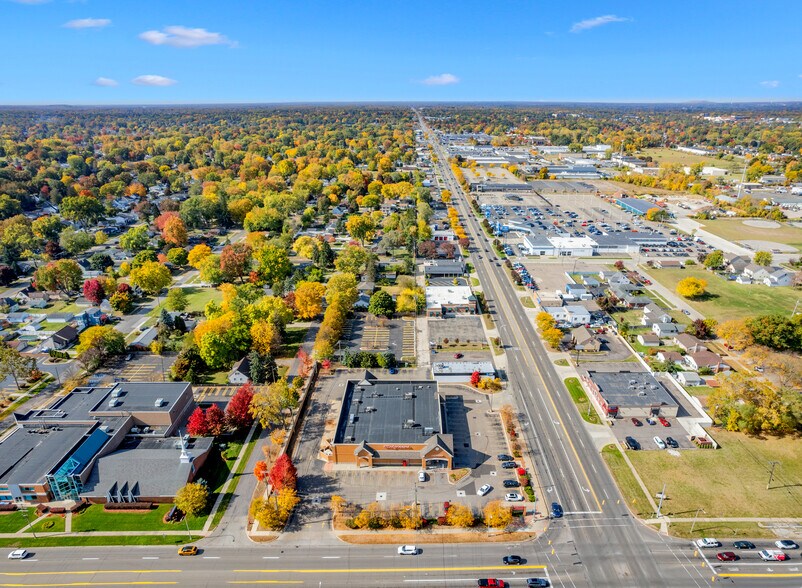 More Photos Of 31415 Ford Rd, Garden City Drugstore For Sale