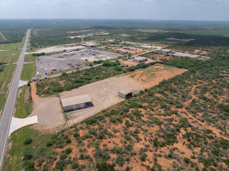 More Photos Of 3661 Fm 468, Cotulla Warehouse For Sale