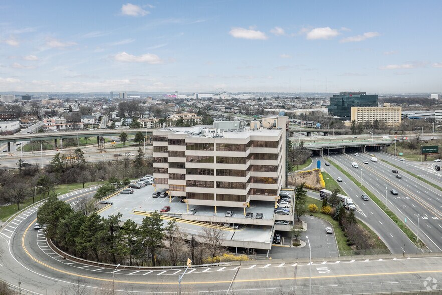 More Photos Of 1 Harmon Meadow Blvd, Secaucus Office For Lease