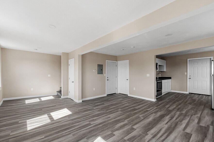 More Photos Of 8 Village St, Dudley Apartments For Sale
