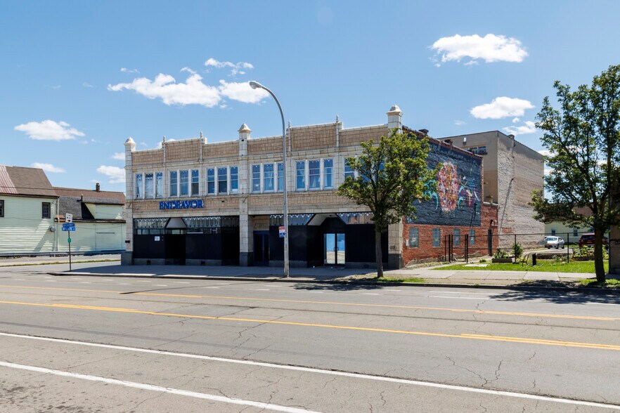 More Photos Of 1131 Broadway St, Buffalo Office For Sale