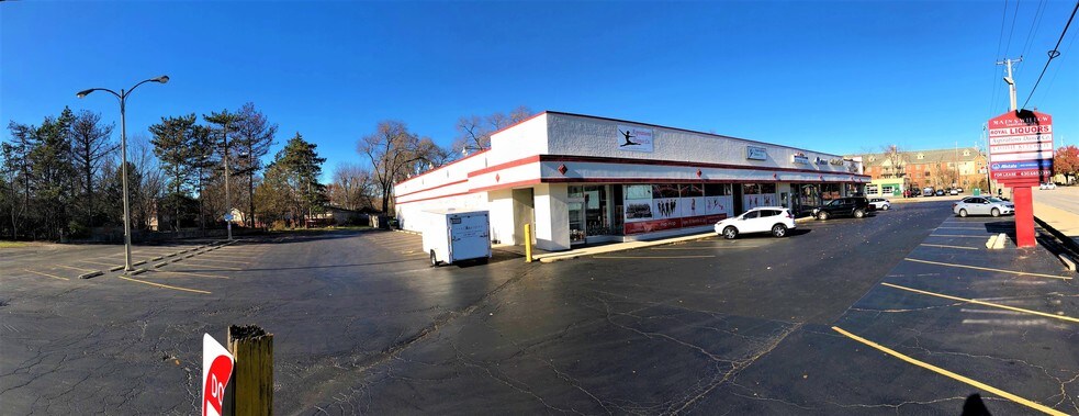 More Photos Of 340-352 S Main St, Lombard Unknown For Lease