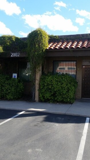 More Photos Of 2980-2982 E Fort Lowell Rd, Tucson Office For Sale