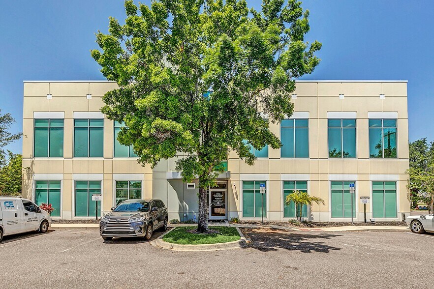 More Photos Of 1736 33rd St, Orlando Medical For Sale