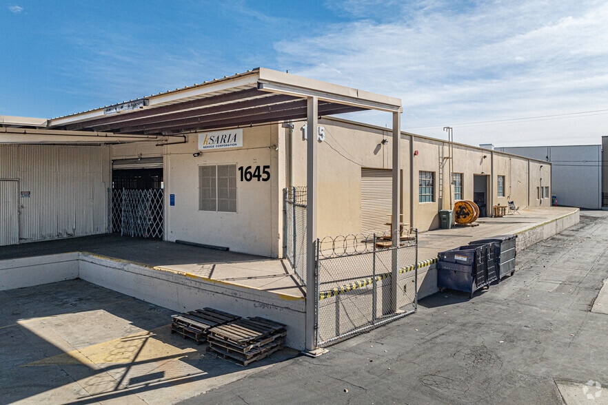 More Photos Of 1645 Tidelands Ave, National City Manufacturing For Lease