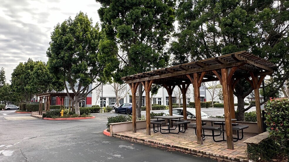 More Photos Of 2200 Ringwood Ave, San Jose Light Manufacturing For Sale