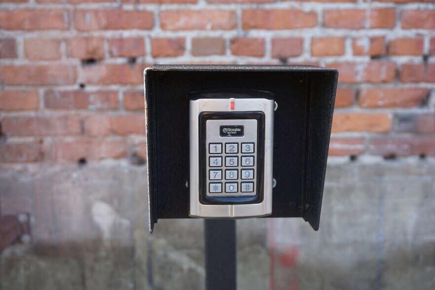 More Photos Of 517 S Wenatchee Ave, Wenatchee Self Storage For Sale