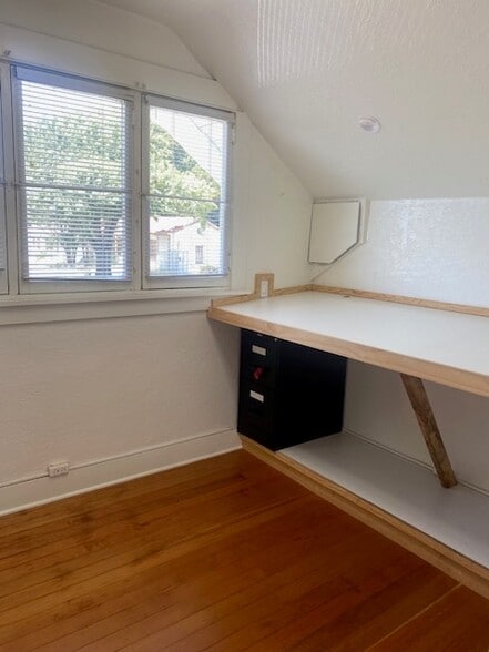 More Photos Of 2606 N Ventura Ave, Ventura Office For Lease