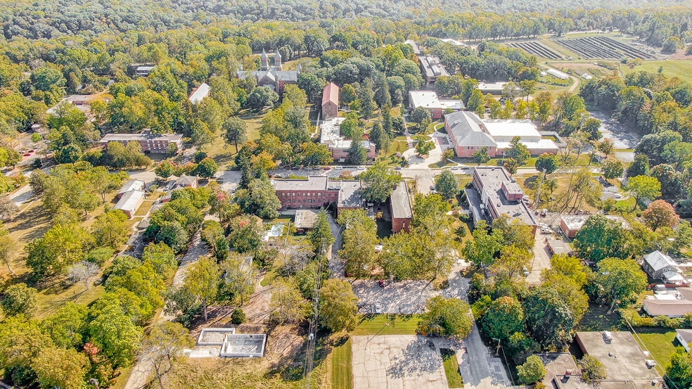 More Photos Of 800 Livermore St, Yellow Springs Research And Development For Sale