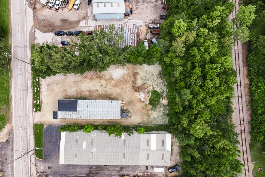 More Photos Of 520 S River St, Batavia Warehouse For Sale