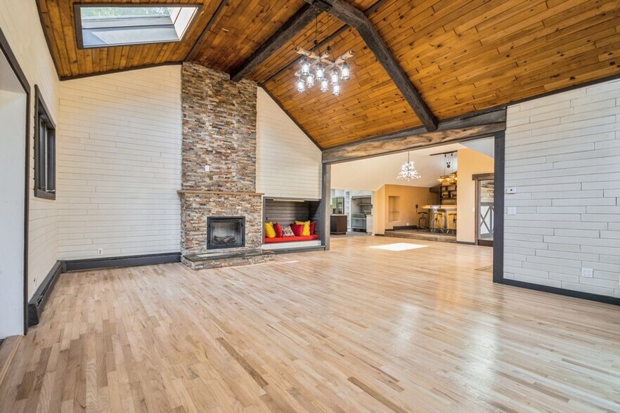 More Photos Of 584 Milltown Rd, Brewster Village Specialty For Sale