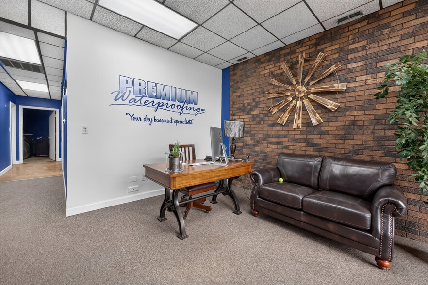 More Photos Of 520 S River St, Batavia Warehouse For Sale