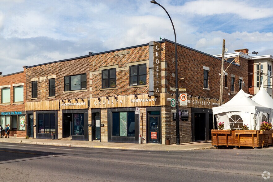 Primary Photo Of 5885-5893 Av Papineau, Montréal Storefront Retail Office For Lease