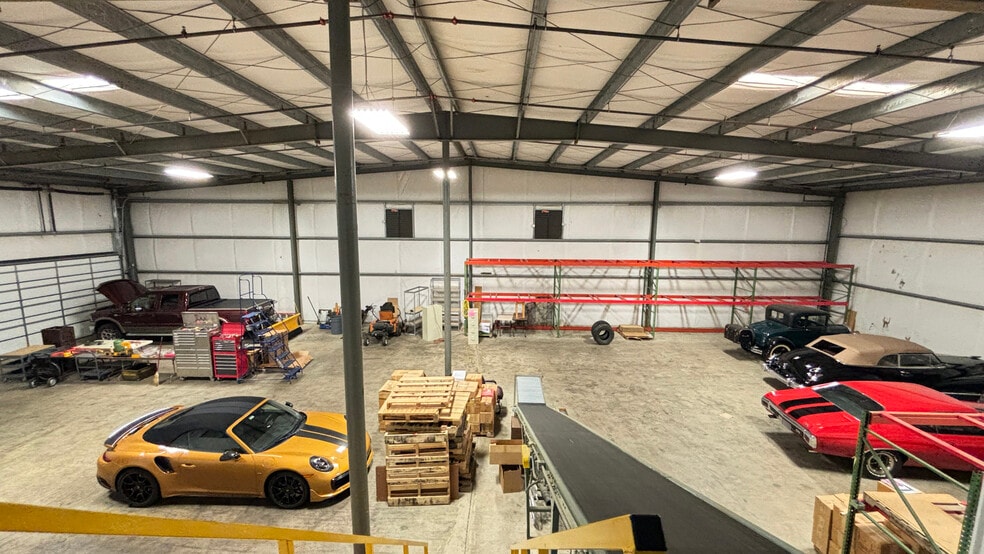 More Photos Of 475 Business Park Ln, Allentown Warehouse For Sale