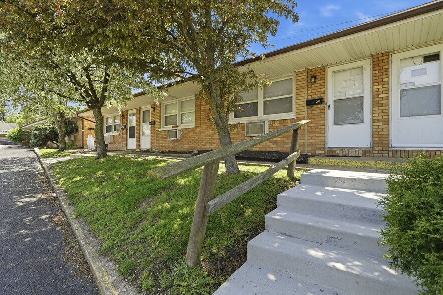 More Photos Of 7559 Mentor Ave, Mentor Apartments For Sale