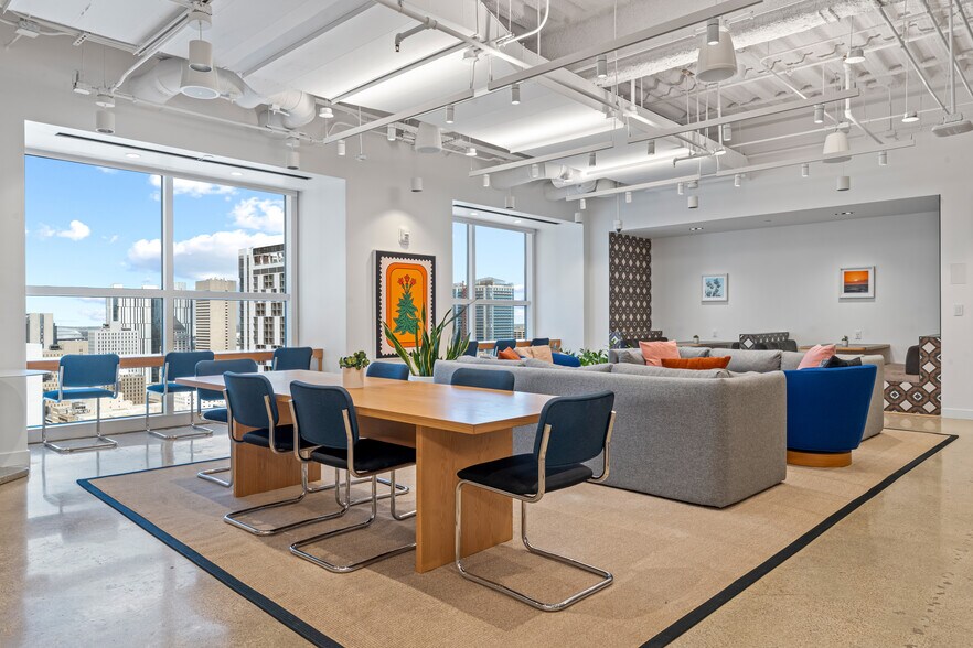 More Photos Of 200 S Biscayne Blvd, Miami Coworking Space