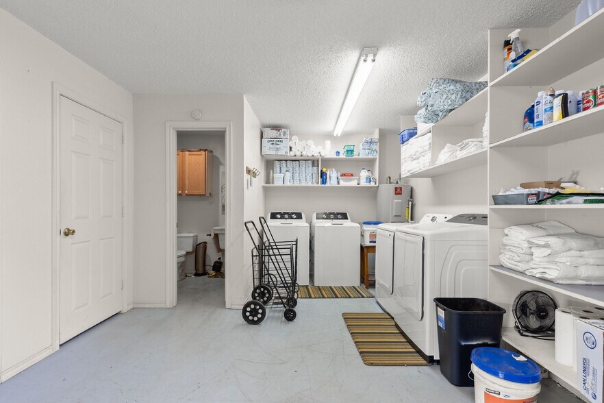 More Photos Of 9530 W FM 515, Alba Specialty For Sale