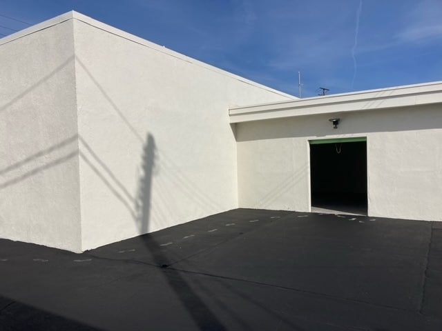 More Photos Of 16909-16911 S Broadway St, Carson Manufacturing For Sale