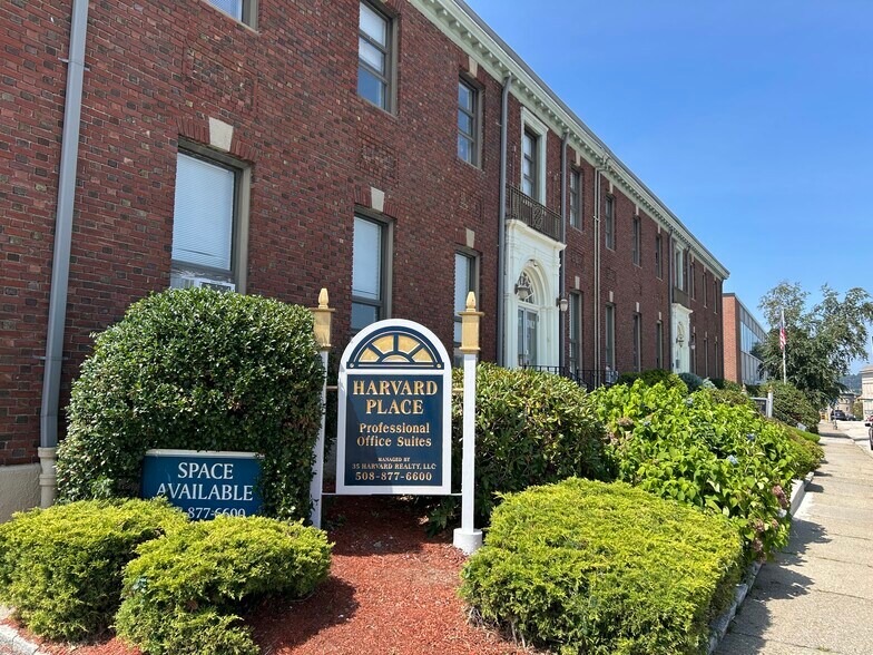 Primary Photo Of 35 Harvard St, Worcester Office For Lease