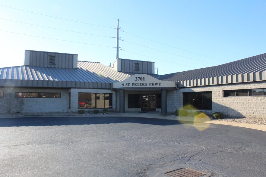 More Photos Of 3701 N St. Peters Pky, Saint Peters Office For Lease