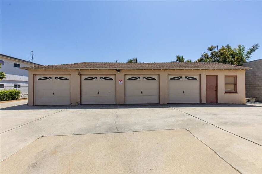 More Photos Of 1214-1220 E 18th St, National City Apartments For Sale