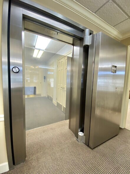 More Photos Of 5053 Main Dr, New Hope Office For Sale
